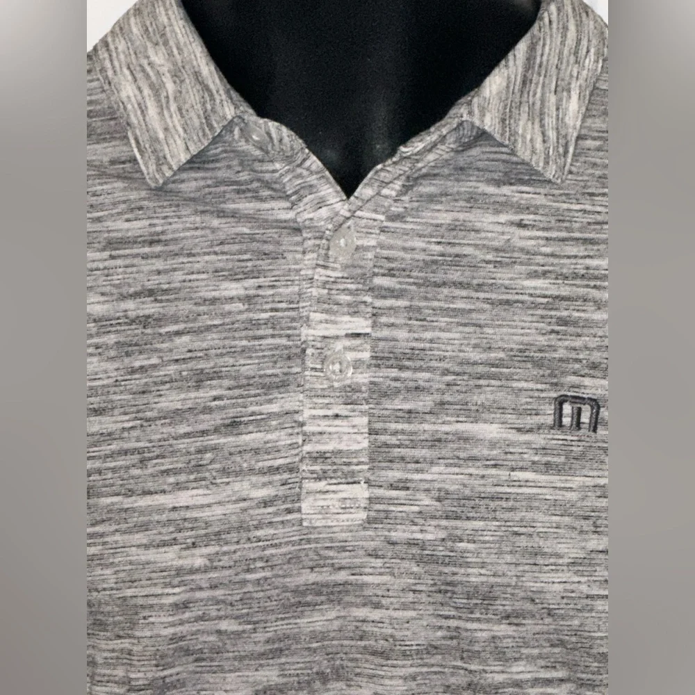 Men’s pre own size S small Travis Mathew grey polo shirt - Picture 2 of 5